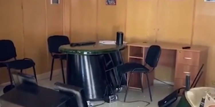 გორში „ნაციონალური მოძრაობის“ ოფისი დაარბიეს – განადგურებულია ტექნიკა და ინვენტარი