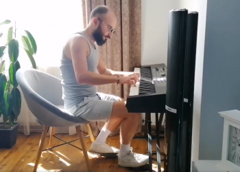 ქართველმა პიანისტმა გიორგი შაქარაშვილის საყვარელი მელოდია შეასრულა