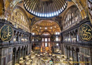 აია-სოფიას ტაძარში პირველი მუსლიმური მსახურება სრულდება
