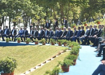 „ქართულმა ოცნებამ” მაჟორიტარი დეპუტატობის კანდიდატები წარადგინა – ნახეთ ვიდეო