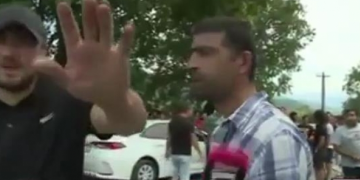 „კამერას ხელი არ მოკიდოთ, გაიყვანეთ“ – კადრები პანკისიდან, სადაც ფიზიკური დაპირისპირება მოხდა