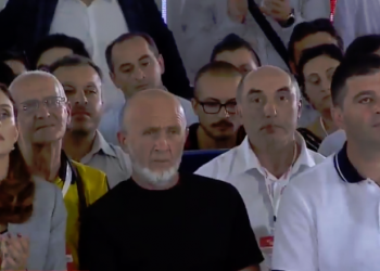 „მიწამდე თავს გიხრით ბატონო მალხაზ“ – მალხაზ მაჩალიკაშვილი გიორგი ვაშაძესა და თაკო ჩარკვიანთან