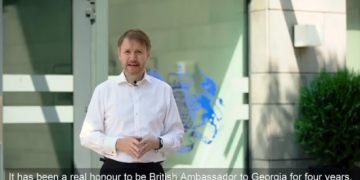 ეს იყო ჩემი ცხოვრების შესანიშნავი ოთხი წელი, საქართველოსა და ქართველ ხალხს მუდამ ექნება განსაკუთრებული ადგილი ჩემს გულში – ბრიტანეთის ელჩის გამოსამშვიდობებელი მიმართვა