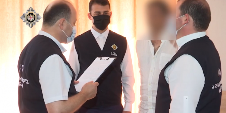 350 ათას დოლარად „გადაგდებული“ ინვესტორი – სუსმა თაღლითობის ფაქტზე 4 პირი დააკავა