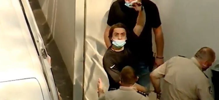 „მაგრად იყავი აჩო“ – როგორ ამხნევებენ შაქარაშვილის საქმეზე ბრალდებულებს