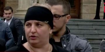 მსოფლიოს არ ახსოვს ასეთი პრეცენდენტი, რომ ადვოკატს წაართვან ტელეფონი – თეონა თამაზაშვილი