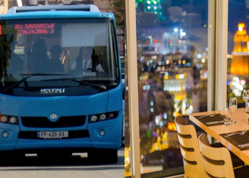 ხვალიდან, აჭარაში საზოგადოებრივი ტრანსპორტის მოძრაობა იკრძალება, ხოლო რესტორნები 22:00 საათამდე იმუშავებენ 