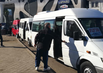 დღეიდან, აჭარაში საზოგადოებრივი ტრანსპორტის მუშაობას აკრძალულია, რესტორნები კი 22:00 საათამდე იმუშავებენ