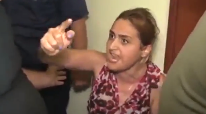 ქობულეთის მერიაში ქალმა ბენზინი გადაისხა