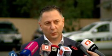 ჩვენ შევთავაზეთ, რომ მძევლების ნაცვლად 5-10 კაცი გაყვებოდა, ბოლოს ერთზე დათანხმდა – გომელაური