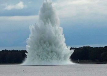 პოლონეთში ნაპოვნი II მსოფლიო ომის დროინდელი უდიდესი ბომბი წყალქვეშ აფეთქდა