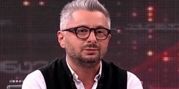 ნიკა გვარამია მძარცველთან მიმოწერას ასაჯაროვებს