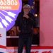 ბუბა კიკაბიძემ აქციის მონაწილეებისთვის სიმღერა „სადღეგრძელო“ შეასრულა