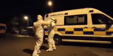 კორონავირუსის წინააღმდეგ მებრძოლი ექიმების ცეკვა