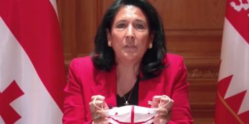 ატარეთ პირბადე, ეს არის ერთადერთი თქვენი, ჩვენი ყველასი დაცვა – სალომე ზურაბიშვილი 