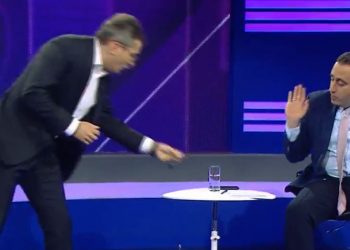 მინდა ირაკლი კობახიძისგან საჩუქრად საათი გადავცე – მდინარაძე გიორგი ვაშაძეს