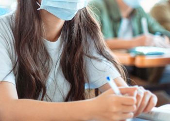 რა ხდება იმ შემთხვევაში, თუ კლასში ერთ მოსწავლეს კორონავირუსი დაუდგინდება 