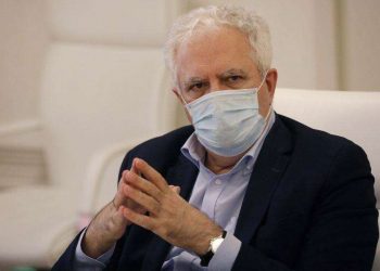 პირბადე ისეთივე თანამგზავრი უნდა იყოს, როგორც ცხვირსახოცი – ამირან გამყრელიძე