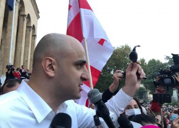 ნიკა მელიამ სამაჯური მოიხსნა – ნახვამდის სამაჯურო! ვიჯდები ციხეში, თუ ვიქნები გარეთ, ერი გაიმარჯვებს