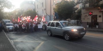 რა ხდება აჭარის მთავრობის სახლთან, სადაც ოპოზიცია აქციას მართავს