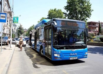 თბილისში საზოგადოებრივი ტრანსპორტი, მათ შორის მეტრო აღარ იმუშავებს