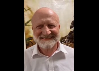 როცა როგორც იქნა საპარლამენტო მანდატები მოიპოვე და ბოიკოტის გამოცხადება გიწევს