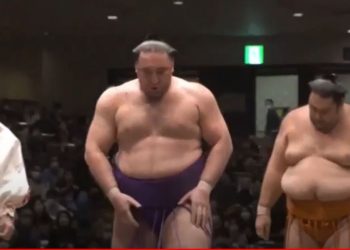 ტოჩინოშინმა მე-8 გამარჯვება მოიპოვა