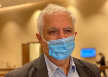 როცა ვამბობ პირბადე ყველამ უნდა ვატაროთ, სოციალურ ქსელში ჩემზე ქირქილია – ამირან გამყრელიძე