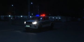 რუსთავში ავტომობილებიდან აკუმულატორები და მონიტორი მოიპარეს – დაკავებულია 47 წლის მამაკაცი