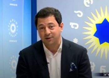 ეგრე პატარა ტრიუკებით ვერ გამაცურებთ – არჩილ თალაკვაძე ჟურნალისტს
