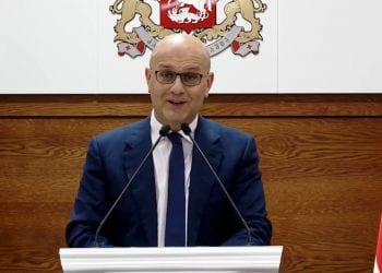 ოპოზიცია აყენებს ულტიმატუმებს და თან დიალოგი უნდა, ეს ცხელი თოვლივითაა  – ივანე მაჭავარიანი