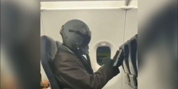 უცნაური მგზავრი აშშ-ში ერთ-ერთ რეისზე