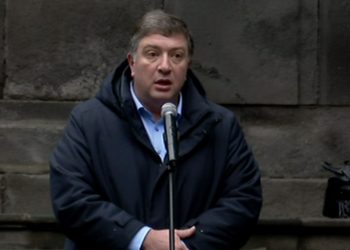 თავისუფლებასა და ხალხს შორის ჩამდგარია ივანიშვილი თავისი რჩეული 90 დეპუტატით – გიგი უგულავა