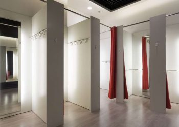 ტანსაცმლის მაღაზიებში გასახდელები არ იმუშავებს – რა შეზღუდვებით იხსნება მოლები