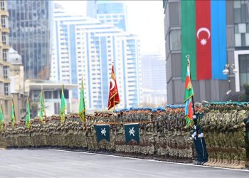 ბაქოში გამარჯვებას ზეიმობენ – უყურეთ აღლუმს პირდაპირ ეთერში