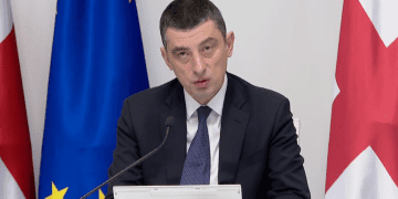 გიორგი გახარია: უახლოეს ერთ კვირაში დადებითი ტენდენციის შენარჩუნების შემთხვევაში, შეზღუდვები ეტაპობრივად მოიხსნება