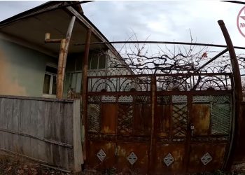 იდუმალებით მოცული სახლი გორში, საიდანაც „დემონებმა ადამიანები განდევნეს“