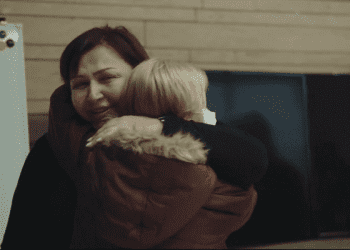 ემოციური შეხვედრა ინგა გრიგოლიასთან – ტელეწამყვანმა ცრემლები ვერ შეიკავა