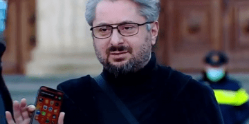 „სკოლა, რომ დაამთავრა მამამ ჯალათის ნაჯახი აჩუქა“ – გვარამია წულუკიანს პასუხობს