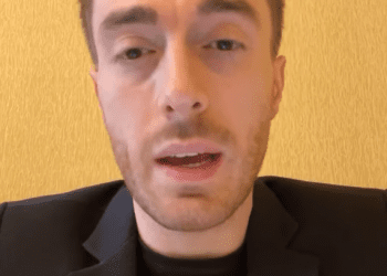 “ვინც ეს მედიკამენტი მიიღო, ყველა 2 დღეში გამოჯანმრთელდა” – გიორგი ღოღობერიძე კოვიდის საწინააღმდეგო მედიკამენტს აღწერს