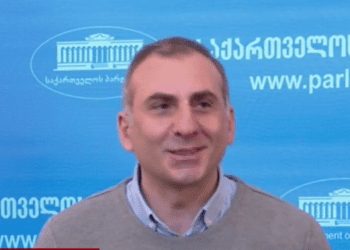 „ჩავიხლართე თქვენს კითხვაში“ – ჟურნალისტის რა კითხვამ დააბნია ალეკო ელისაშვილი