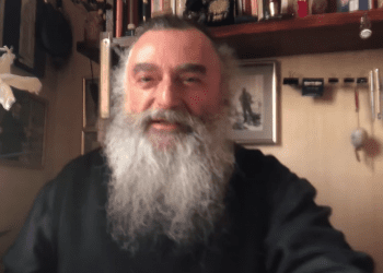 ზოგ ადამიანს შურს! არ მეშინია შურის, მიკროფონი მაქვს “შურის” – მეუფე ნიკოლოზი თავის ახალ “შურის” მიკროფონზე გვიყვება