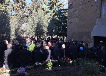 თემურ წიკლაური უკანასკნელ გზაზე ტაშით გააცილეს