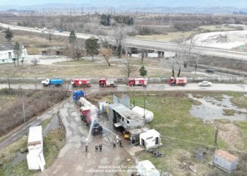 მაშველებმა თერჯოლაში ორი ავტომობილი აფეთქებას გადაარჩინეს