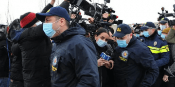 “ნაციონალური მოძრაობის” ოფისთან სამართალდამცველები მივიდნენ