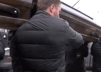 მომღერალი ზურაბ დოიჯაშვილი საბურთალოს სასაფლაოზე დაკრძალეს