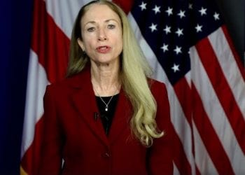 აშშ-ის საელჩოს თანამშრომლებმა ოკუპაციის დღესთან დაკავშირებით კოლაუ ნადირაძის ლექსი წაიკითხეს