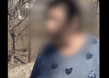 „არ არის ცუდი ბიჭი“ – რას ამბობენ 50 წლის კაცზე, რომელმაც 13 წლის მოზარდთან სექსუალური კავშირი დაამყარა