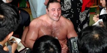 ტოჩინოშინმა ზედიზედ მესამე გამარჯვება მოიპოვა