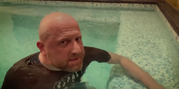 „გავაპროტესტოთ კომენდანტის საათი“ – ზურაბ ჯაფარიძე მორიგ სახალისო ვიდეოს აქვეყნებს